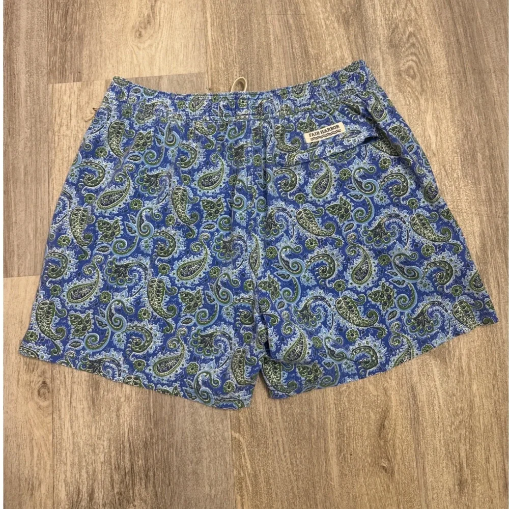 Fair Harbor Mens Blue Green Paisley BreezeKnit Swim Shorts Size M NWT